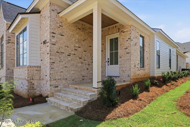 143 Water Street, Madison, MS 39110