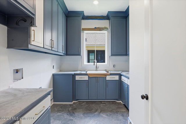 143 Water Street, Madison, MS 39110