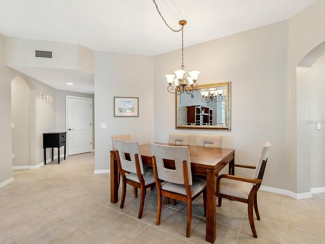 1730 CELTIC DRIVE 102, Venice, FL 34293