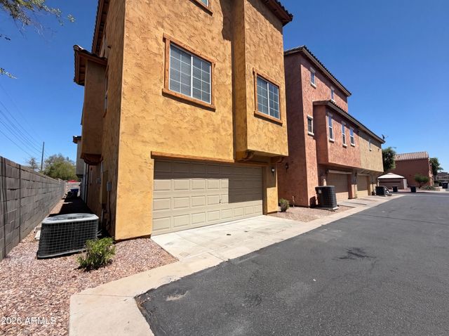 2030 N 78TH Glen, Phoenix, AZ 85035