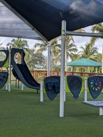 11000 Middle Golf Court, Tamarac, FL 33321