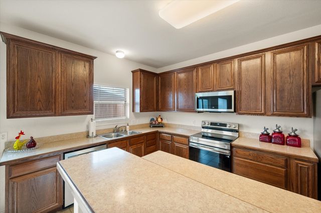 921 Winged Foot, Corsicana, TX 75110