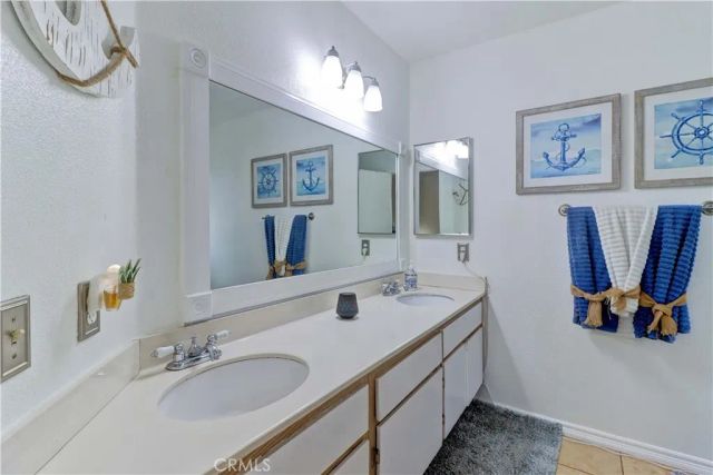 1902 W Westwind, Colton, CA 92324