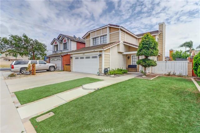 1902 W Westwind, Colton, CA 92324