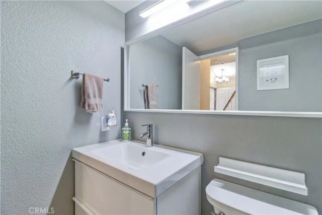1902 W Westwind, Colton, CA 92324
