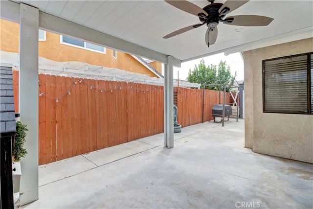 1902 W Westwind, Colton, CA 92324