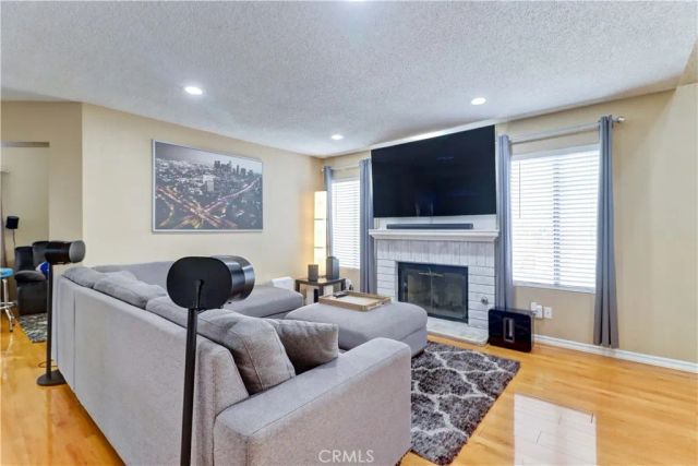 1902 W Westwind, Colton, CA 92324