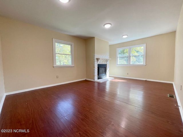 3804 Brandywine Drive, New Bern, NC 28562