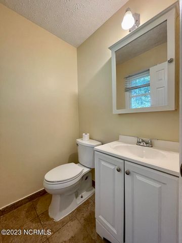 3804 Brandywine Drive, New Bern, NC 28562