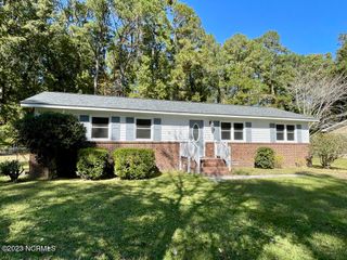 3804 Brandywine Drive, New Bern, NC 28562