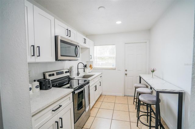 1361 29TH STREET S, St Petersburg, FL 33712