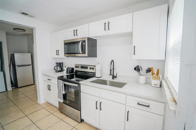 1361 29TH STREET S, St Petersburg, FL 33712