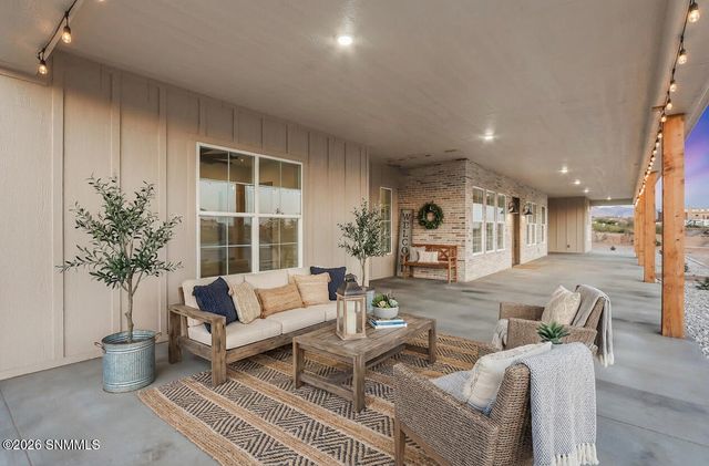 1635 Eclipse Road, Las Cruces, NM 88012