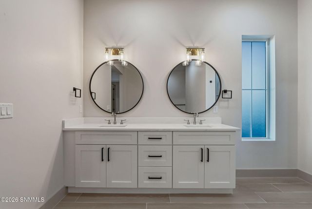 1635 Eclipse Road, Las Cruces, NM 88012