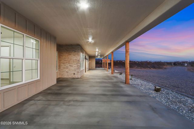 1635 Eclipse Road, Las Cruces, NM 88012