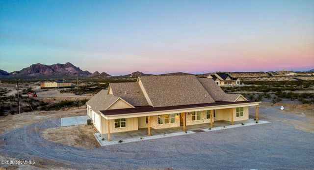 1635 Eclipse Road, Las Cruces, NM 88012