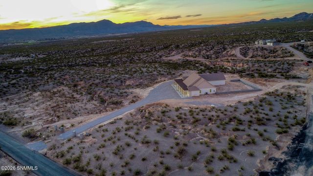 1635 Eclipse Road, Las Cruces, NM 88012