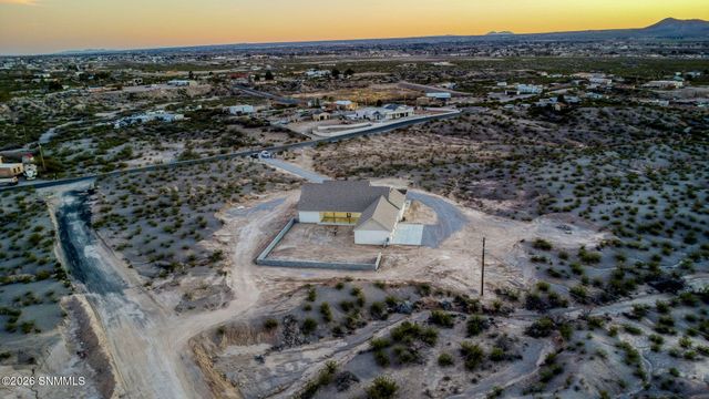 1635 Eclipse Road, Las Cruces, NM 88012