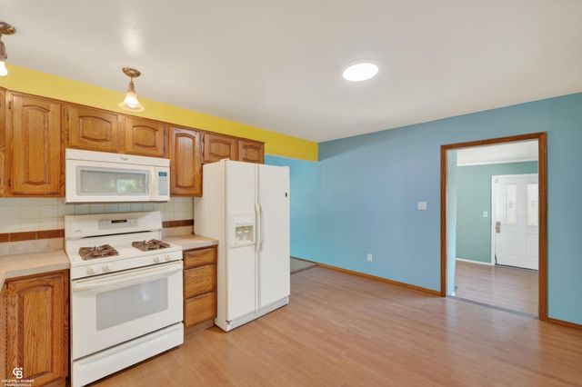 24099 Pingree Avenue, Warren, MI 48089
