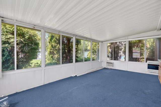 24099 Pingree Avenue, Warren, MI 48089