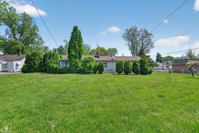 24099 Pingree Avenue, Warren, MI 48089