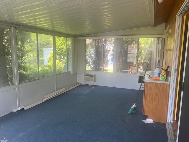 24099 Pingree Avenue, Warren, MI 48089