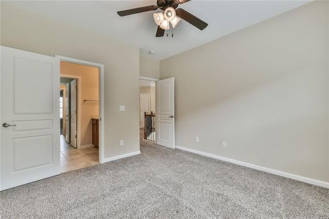 580 La Perla Drive, Sugar Hill, GA 30518