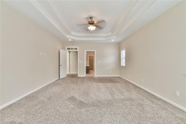 580 La Perla Drive, Sugar Hill, GA 30518