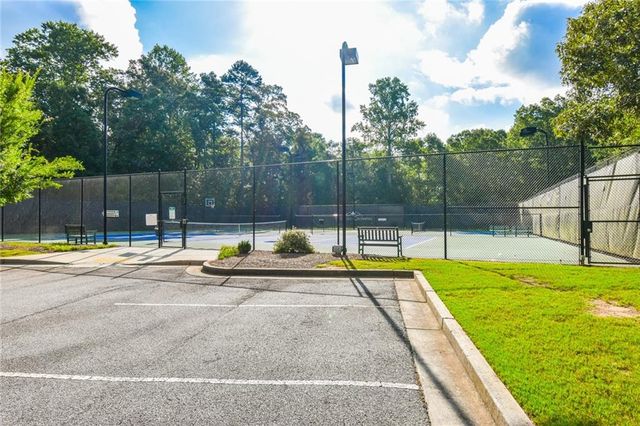 580 La Perla Drive, Sugar Hill, GA 30518