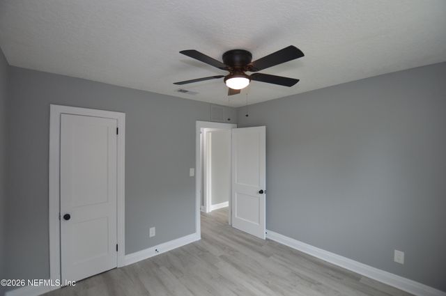 311 CHESTNUT Drive, Jacksonville, FL 32208