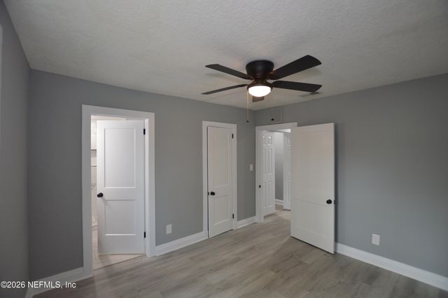 311 CHESTNUT Drive, Jacksonville, FL 32208