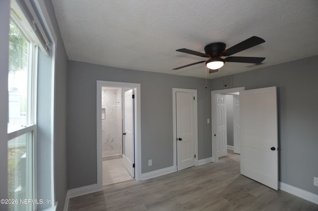 311 CHESTNUT Drive, Jacksonville, FL 32208