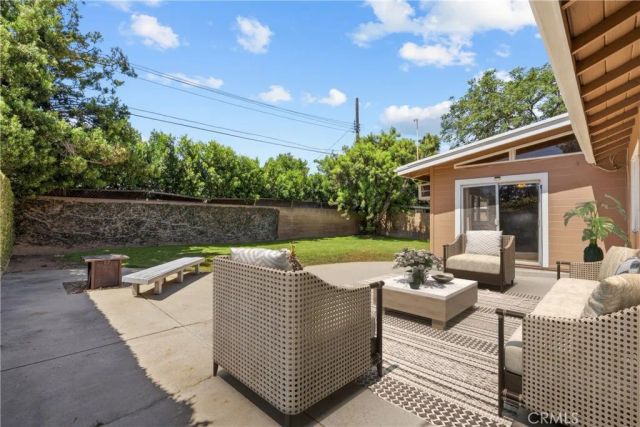 23050 Mobile Street, West Hills, CA 91307