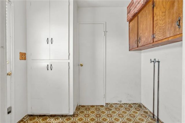 23050 Mobile Street, West Hills, CA 91307