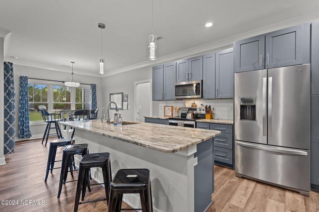 2463 Hoover Road, Hampstead, NC 28443