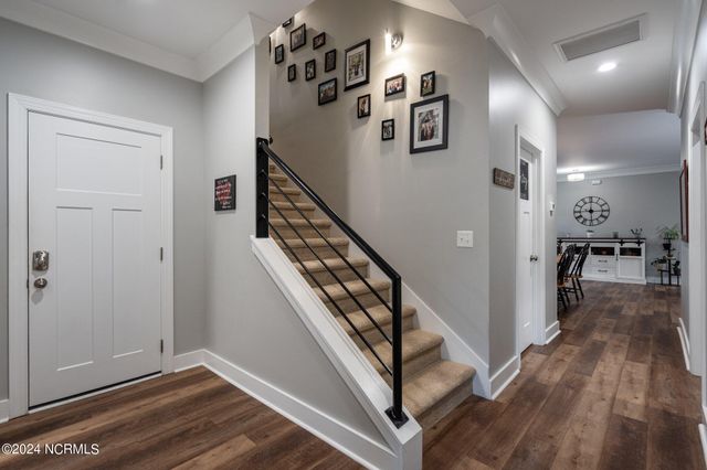 2463 Hoover Road, Hampstead, NC 28443