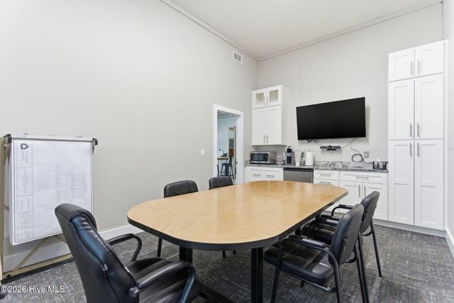 2463 Hoover Road, Hampstead, NC 28443