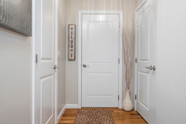 16 Farnum St, Uxbridge, MA 01569