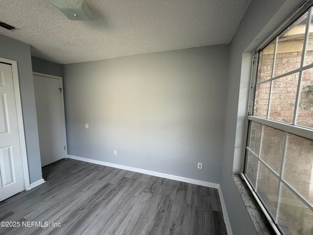 761 TREKKER Street, Jacksonville, FL 32216