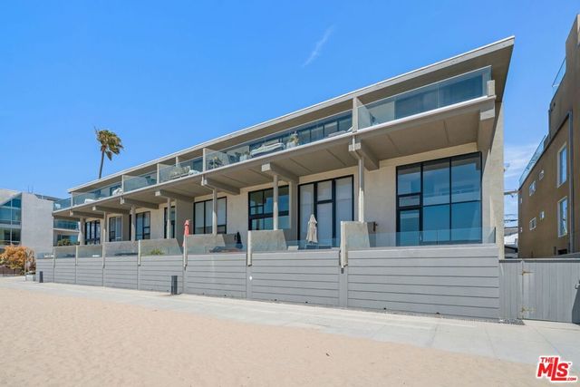 6 Voyage Street 204, Marina Del Rey, CA 90292