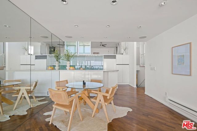 6 Voyage Street 204, Marina Del Rey, CA 90292