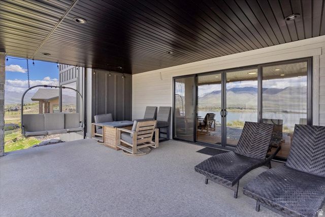 6260 E HAWKS LN, Huntsville, UT 84317