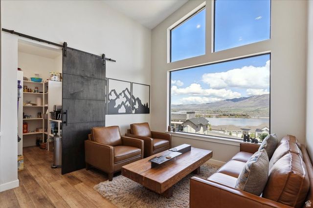 6260 E HAWKS LN, Huntsville, UT 84317