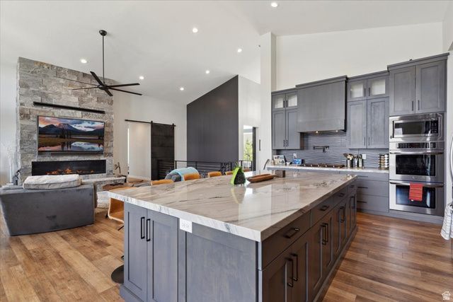 6260 E HAWKS LN, Huntsville, UT 84317