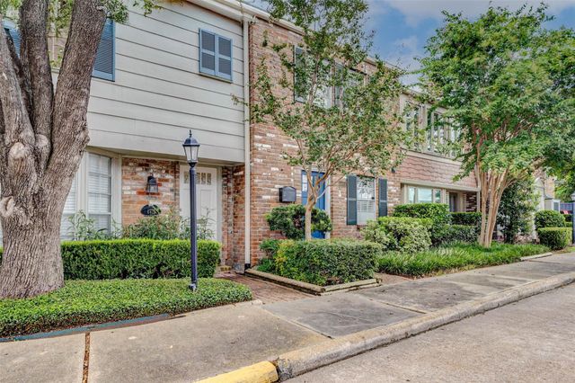 6481 Olympia Drive 74, Houston, TX 77057