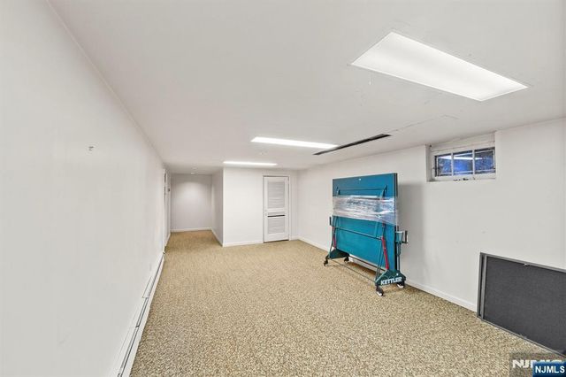 3 Lambs Lane, Cresskill, NJ 07626