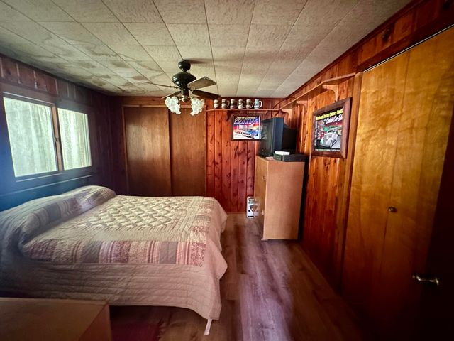 4901 River Road, Houghton Lake, MI 48629