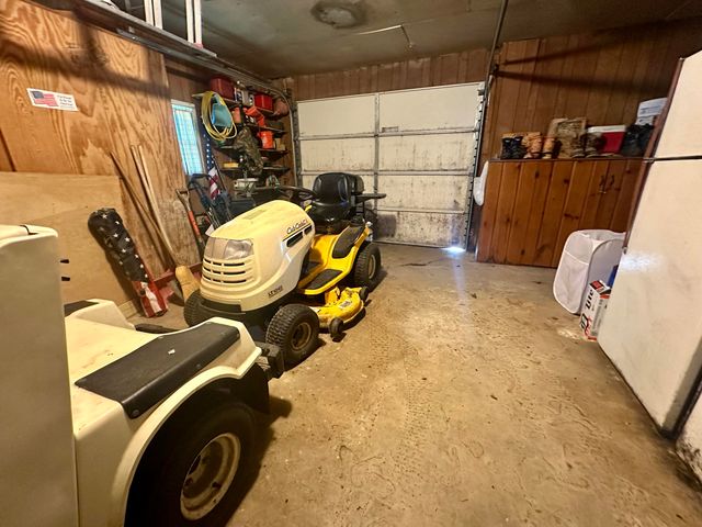 4901 River Road, Houghton Lake, MI 48629