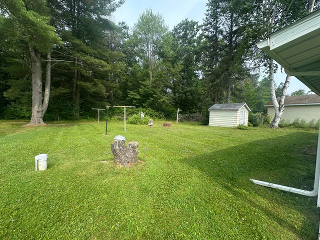 4901 River Road, Houghton Lake, MI 48629