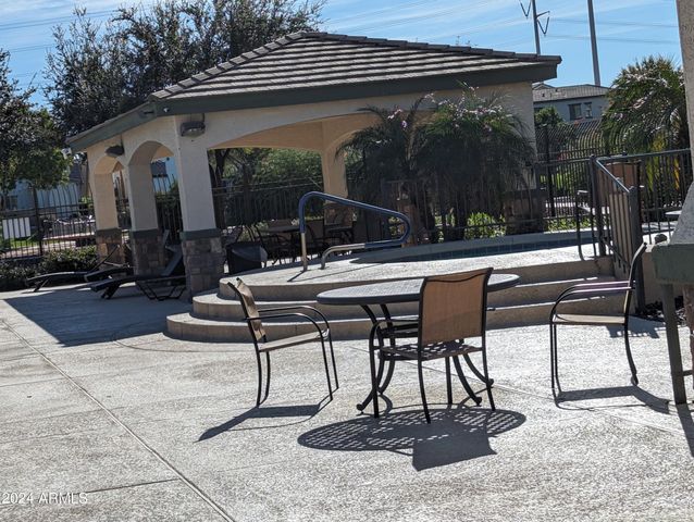 4721 E REDFIELD Road, Gilbert, AZ 85234